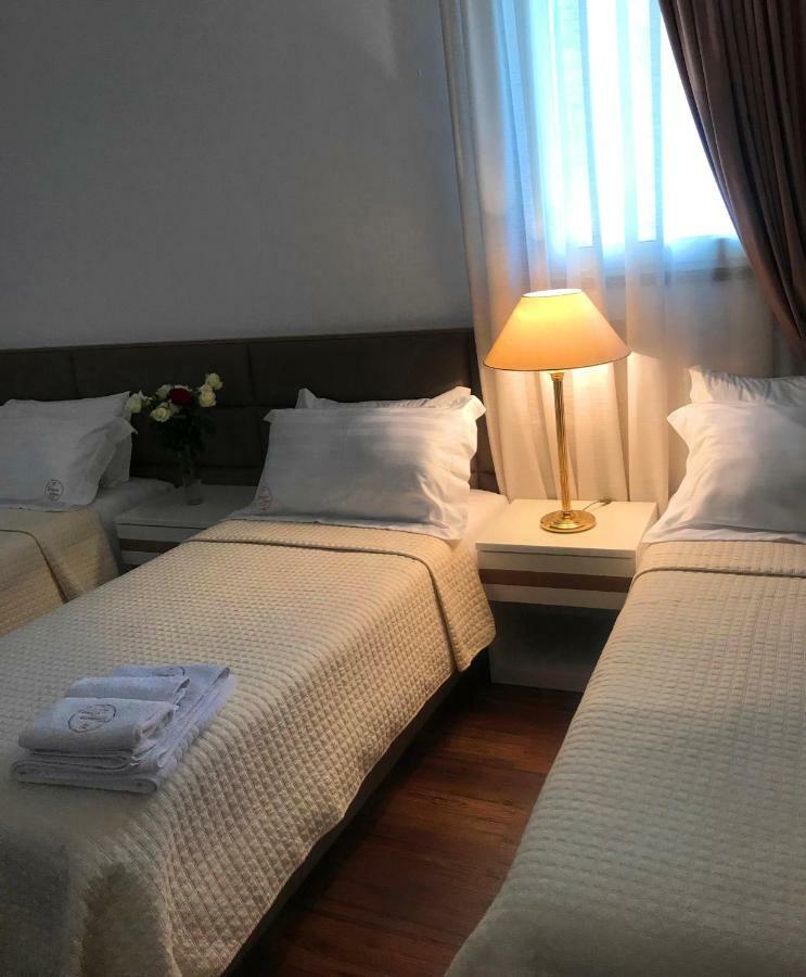 Chateau Linza Resort ティラナ エクステリア 写真