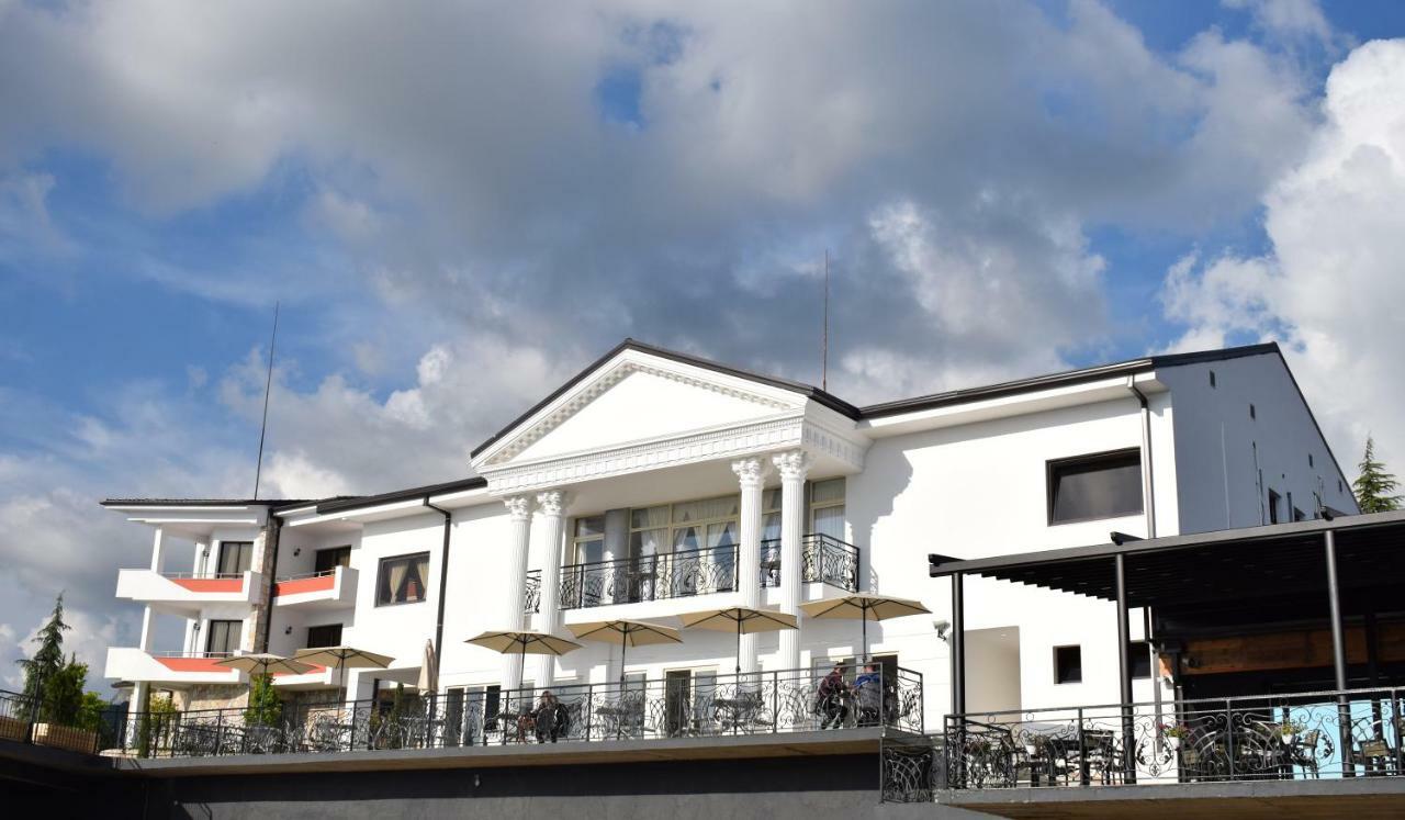 Chateau Linza Resort ティラナ エクステリア 写真